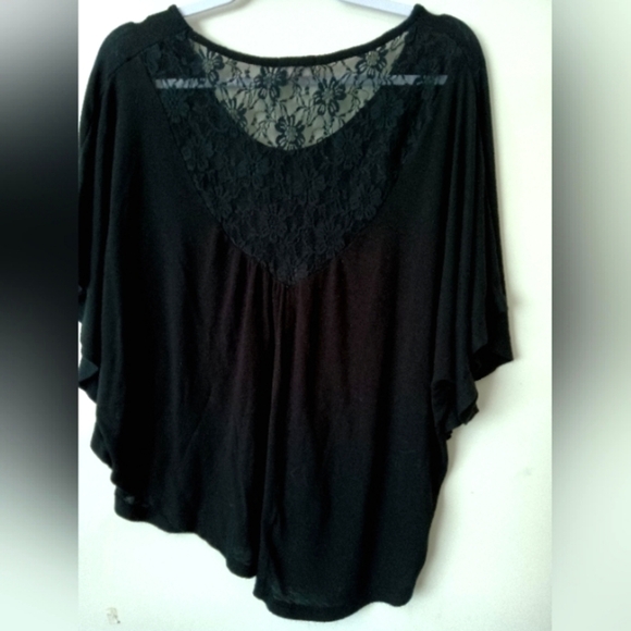 Glitz Black Short Dolman Sleeve Lace Back Top - Picture 3 of 4